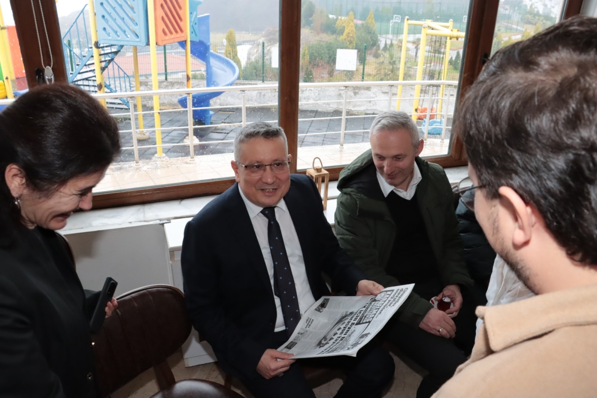 KGD Yönetiminden protokole Bayram Gazetesi