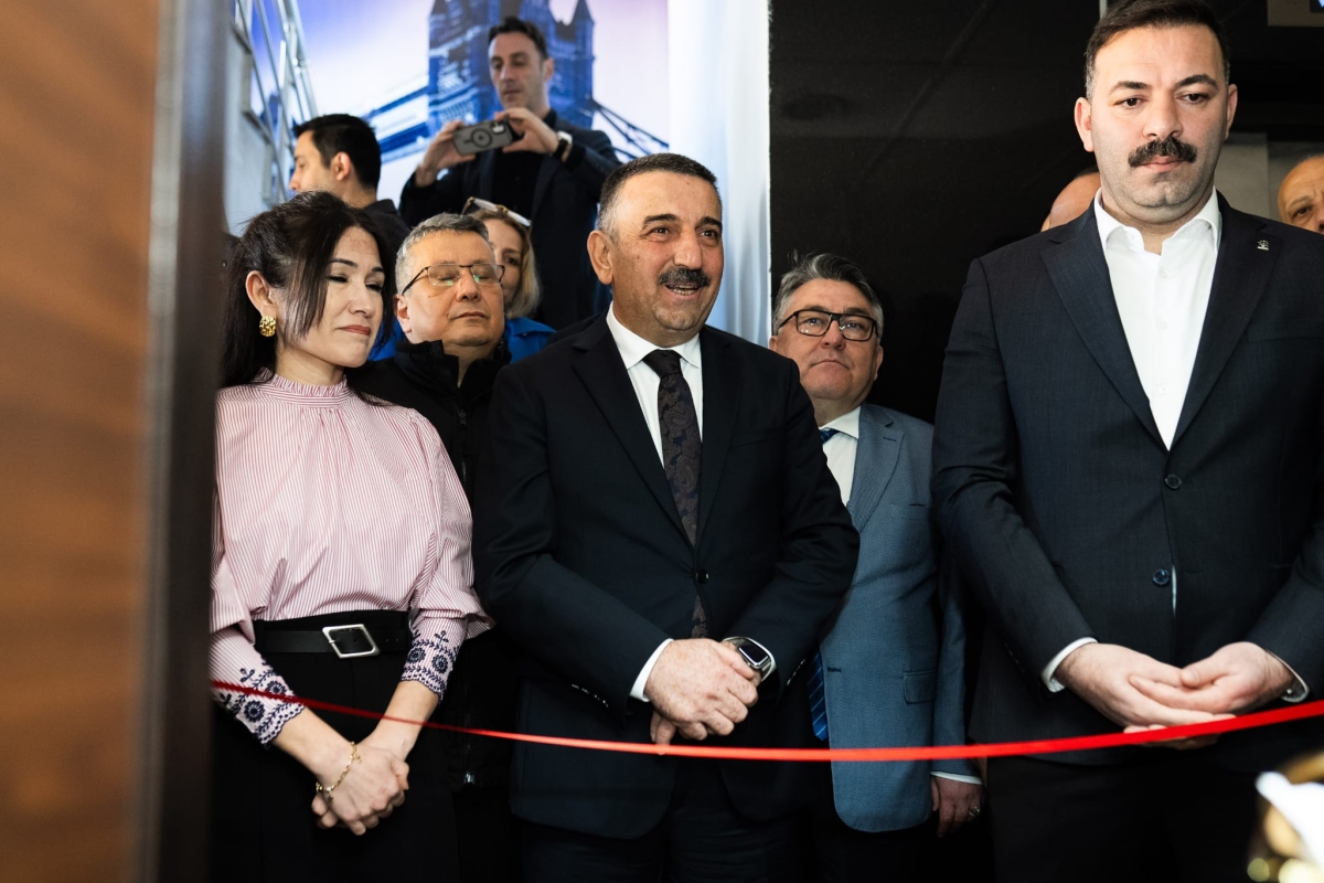 KGD'de muhteşem açılış: Derneğe kadın eli değdiği belli oluyor