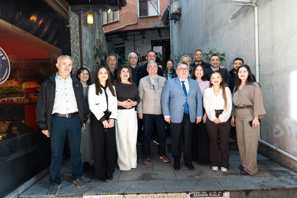 KGD'de muhteşem açılış: Derneğe kadın eli değdiği belli oluyor
